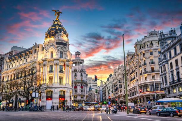 Appartamento Piso Madrid Centro 5 Min Andando Gran Via Esterno foto